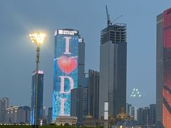 -东港音乐喷泉广场