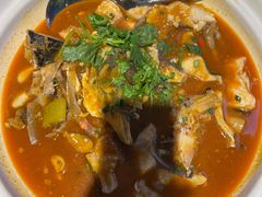 -魏铭鱼头捞饭(晋阳路店)