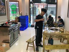 -乳仔牛牦牛汤锅 烤羊排(松潘古城店)