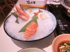 刺身拼盘（限量供应）-温禾牛·和牛寿喜烧自助火锅(恒基名人店)