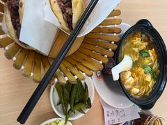 -闫家驴肉老店(华电一校店)