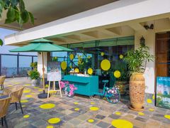 -昆明春城湖畔度假村