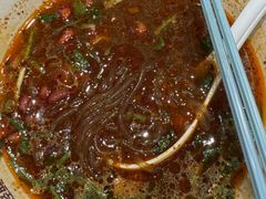 牛肉酸辣粉-小杨生煎(香港名都店)