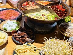 -白乐天毛肚火锅馆(南滨路店)