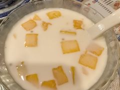 -广信牛奶甜品世家(台东店)