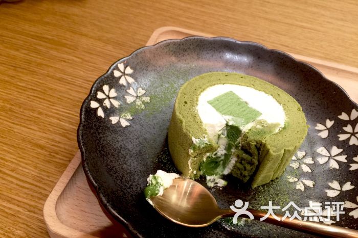 抹茶奶冻浮云卷