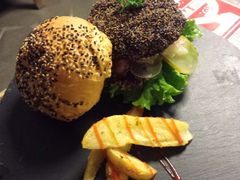 -HIGH FIVE哈福手工汉堡(桂林路店)