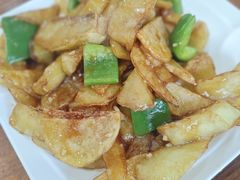 -东北风味思缘食府(对湖路店)