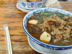 -叶新小吃店(来凤小区总店)