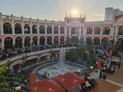 -佛罗伦萨小镇广佛名品奥特莱斯(疏港路店)