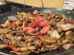 -富正毅三下锅·湘西韵味(天门山索道店)