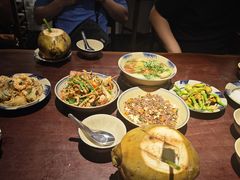 -Cuc Gach Quan Restaurant