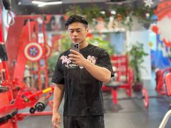 -KingBull私教健身&格斗订制(龙井商业中心店)