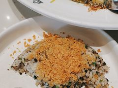 -渔语鱼酸菜鱼新川菜(来福士店)