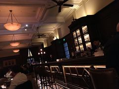 -LONG BAR 廊吧(外滩华尔道夫酒店)