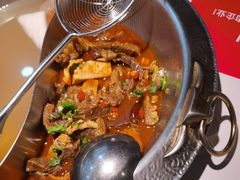 -左庭右院鲜牛肉火锅(金山万达店)