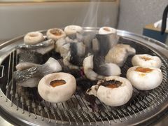 -围炉肉舍•炭烤活鳗•丹东海鲜烤肉(步行街店)