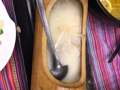 -香巴拉云南餐厅(华莱坞店)