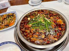 -乡土特色.冷锅鱼.牦牛肉汤锅