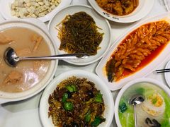 火爆三鲜-刘胖子家常菜·蹄花焖藕(中南店)