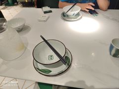 -费大厨辣椒炒肉(高铁吾悦广场店)
