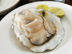 -Green Tree Rest. & Pub