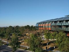 -上海滴水湖皇冠假日酒店