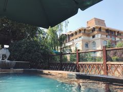 -芭东小镇温泉