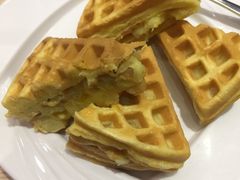 -佰搭果·广式茶餐厅(西华路店)