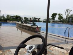iphone_upload_pic-上海滴水湖皇冠假日酒店