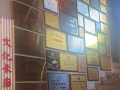 -头上红煨盐鸡·非遗院子餐厅