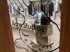 -Acne Studios(芮欧百货店)