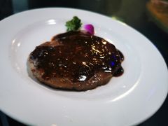 -忘忧草融合私房菜(红鼎国际店)