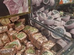 -VENCHI 闻绮(上海佛罗伦萨小镇店)