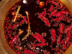 -潮火锅·麻辣牛肉火锅(观音桥方圆·LIVE店)