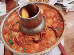 -Chom Cafe and Restaurant