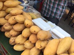 -芒果糯米饭摊子