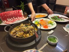 -海派悦庭·海胆烧麦·新融合菜(凯德广场店)