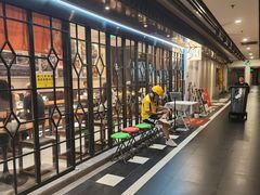 -蟹黄鱼·海派深夜面馆(巨鹿路店)