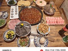 -旧街市鲜货老火锅(大光路店)