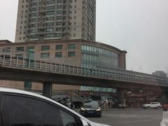 -梨园(地铁站)