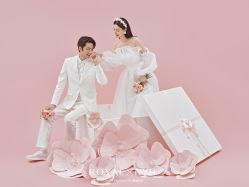 点击看大图 -挪娅婚纱摄影皇家会所