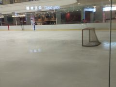 -陈露国际冰上中心(天津嘉里汇店)