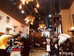 -CUT CUT Hair Salon