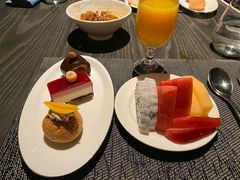 -蔚蓝阁餐厅·Brunch·牛排·威士忌·红酒