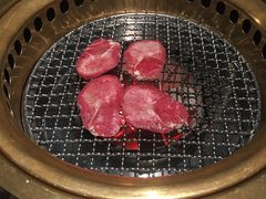 -山川小町·极番烧肉(新地假日广场店)