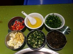 -颜氏双江清水鱼一养身火锅(磁器口店)