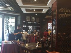 大堂-老兰家传统烧烤炒菜泡馍(小南门店)