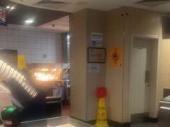 -麦当劳(湖光北街店)