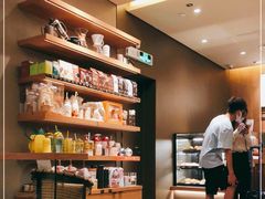 -星巴克(广州淘金路店)